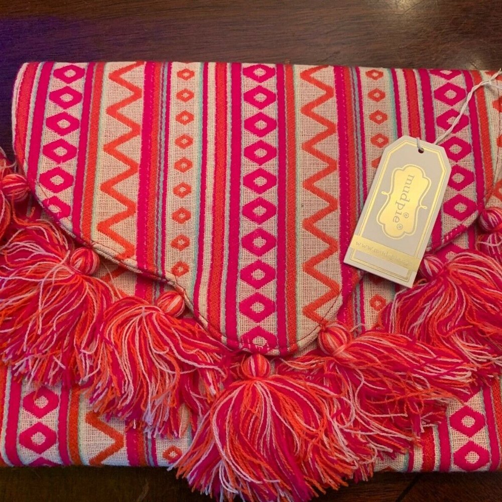 NWT Mud Pie Tassel Clutch